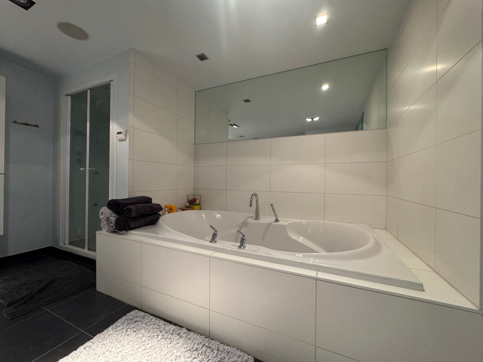 Luxueus afgewerkt duplex loft in het centrum van Aalst! foto 18