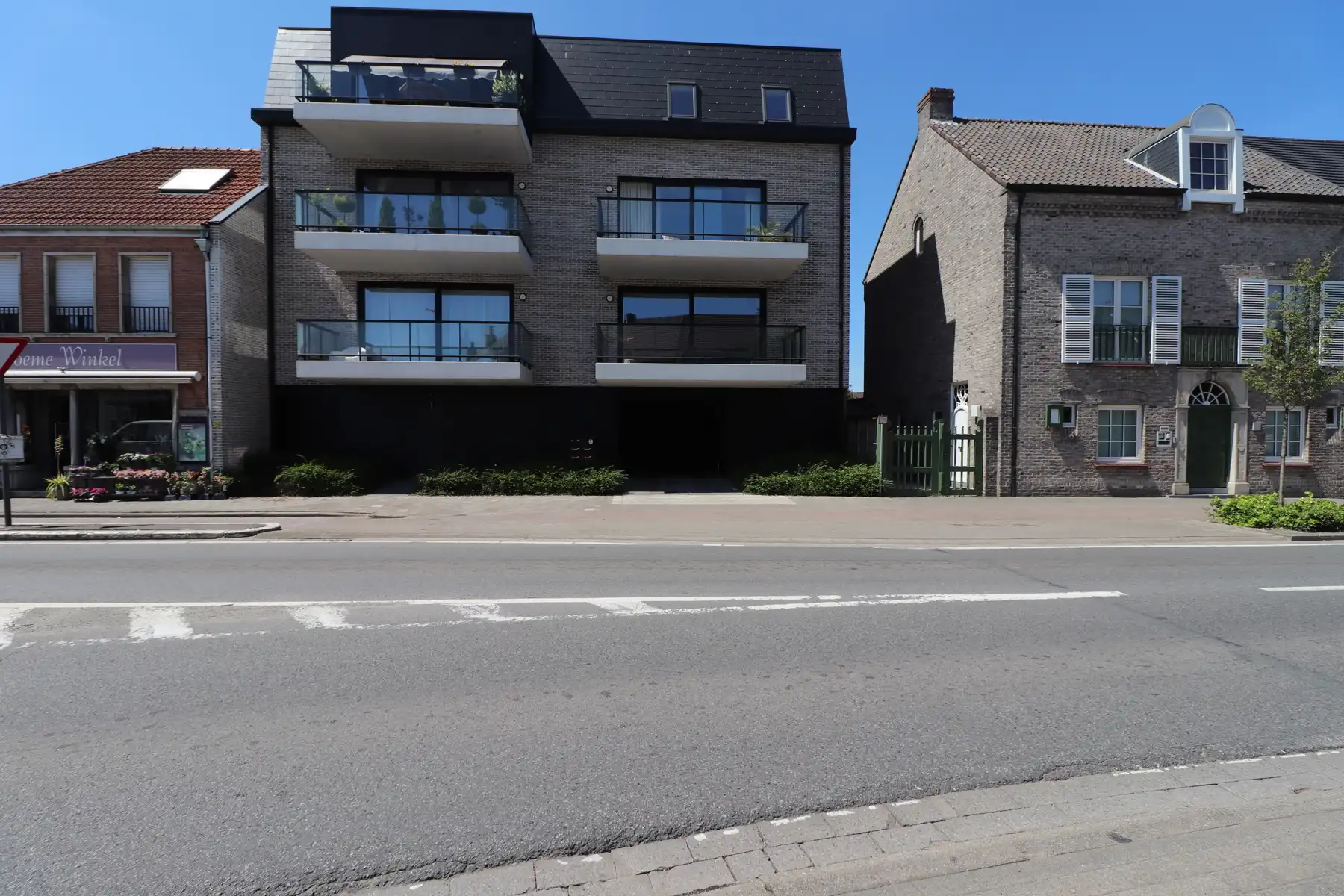 Autostaanplaats P5 in het centrum Merksplas foto 3