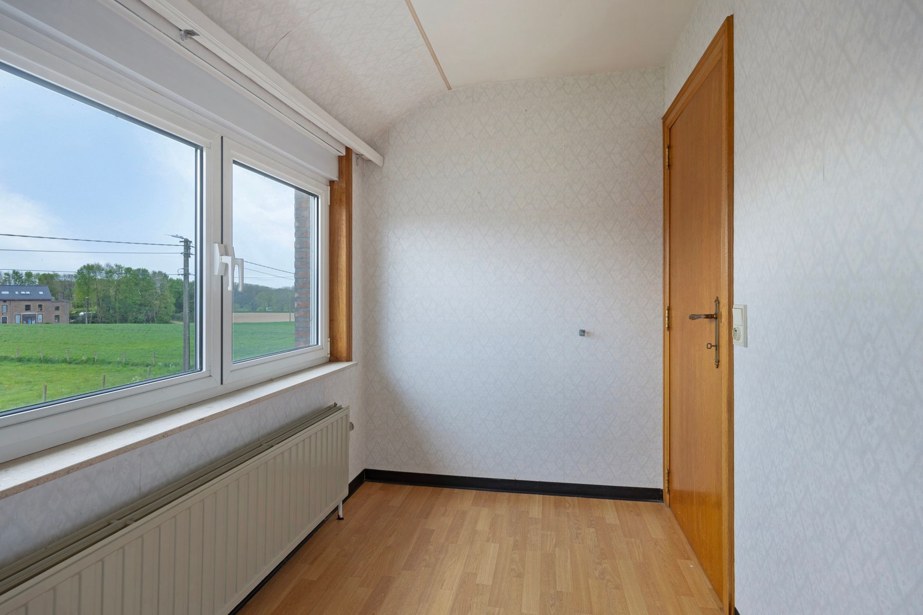 Ruime woning met potentieel op perceel van 13a70ca. foto 18