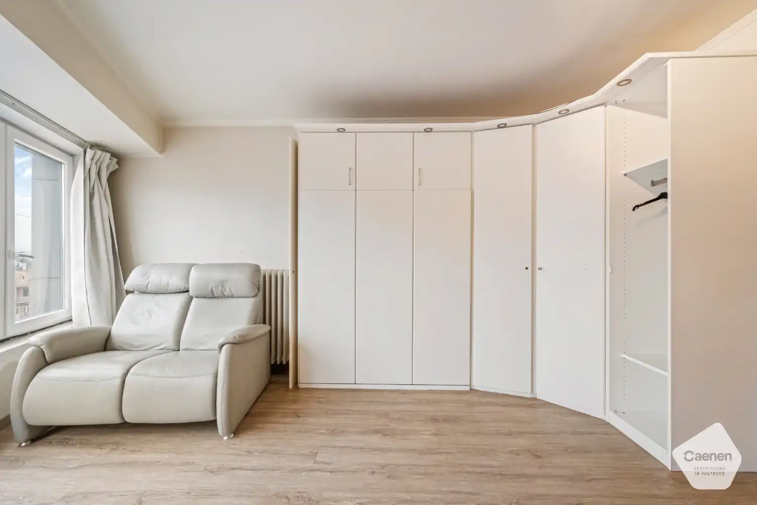 Instapklare studio op een uitstekende locatie foto 2