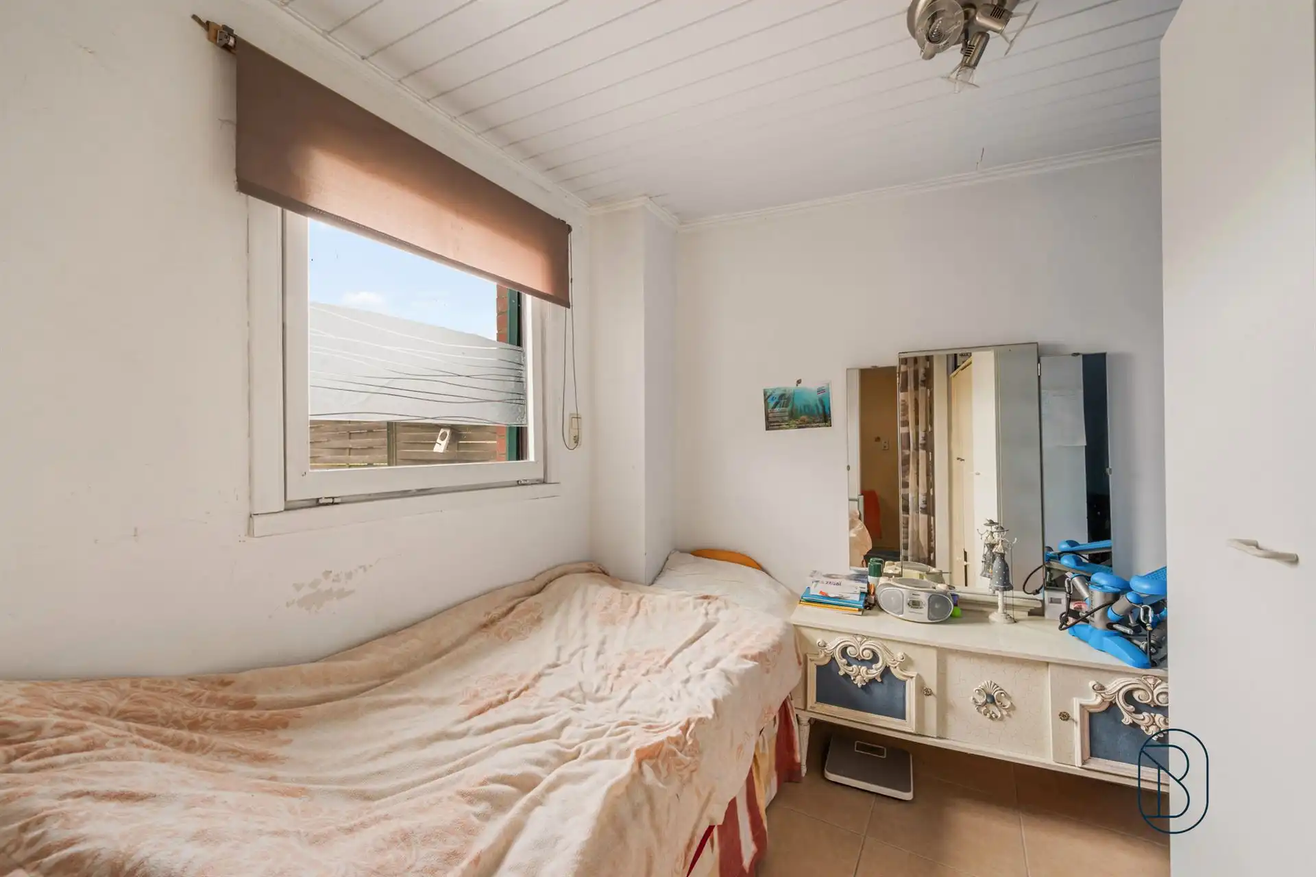 Ruime halfopen bebouwing op een perceel van 523 m² foto 13