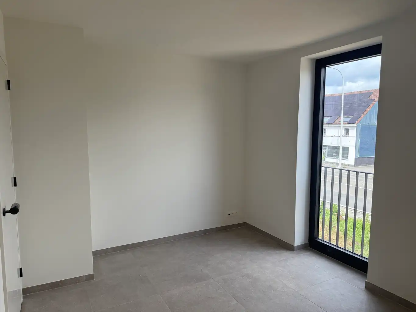 Nieuwbouw appartement met 2 slpks, terras en 2 staanplaatsen foto 10