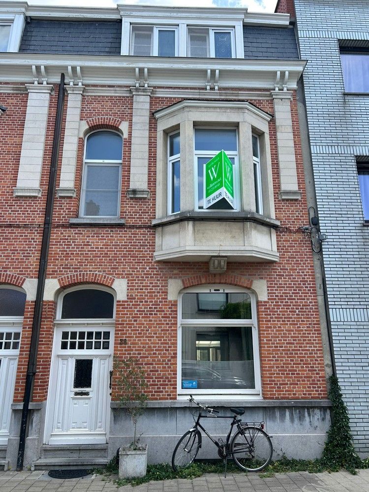Karaktervolle gezinswoning (5-slpk) van 205 m² met tuin vlakbij het Boekenbergpark foto 25