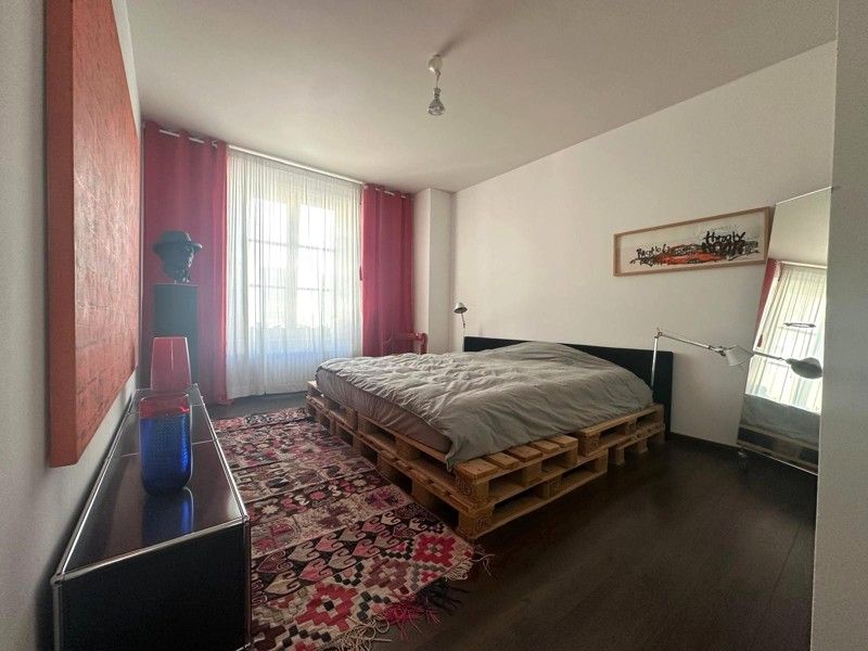 Zeer ruim appartement met terras en drie slaapkamers! foto 7