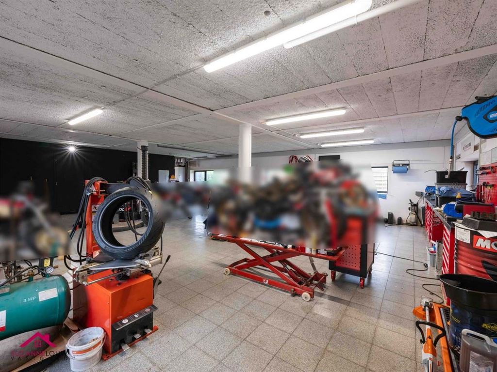 Vrijstaande woning met multifunctionele garage (hobby/handel/praktijkruimte) foto 11