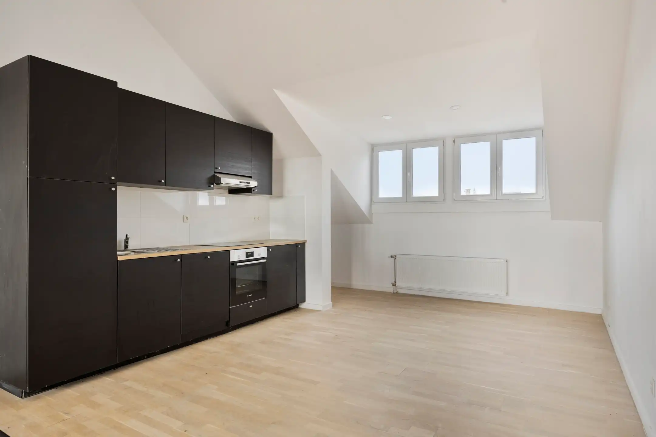 Gerenoveerde penthouse met 2 slaapkamers te centrum Tienen foto 6