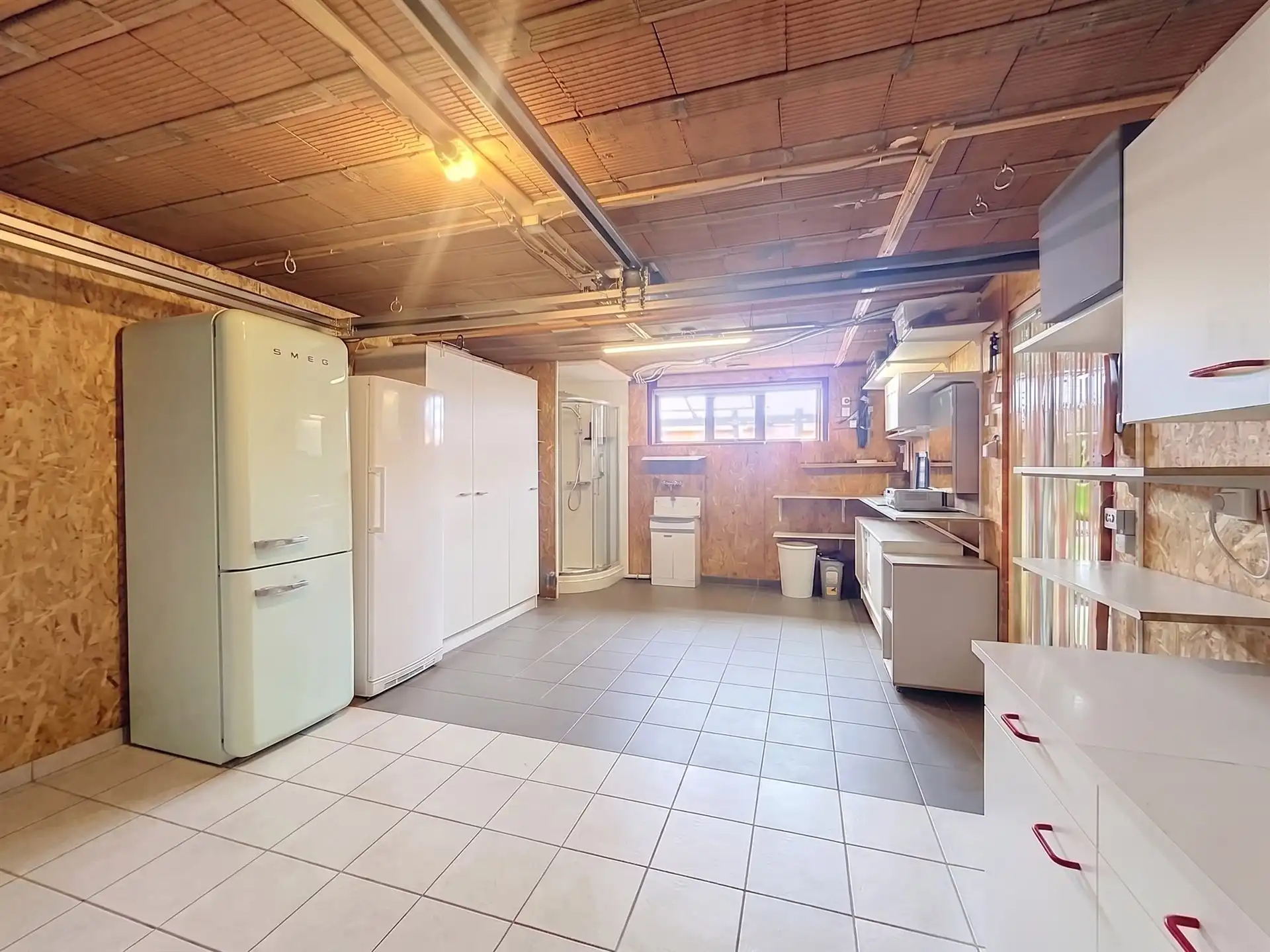 VRIJSTAANDE WONING MET 3 SLAAPKAMERS, POOLHOUSE EN ZONNIGE TUIN OP TOPLOCATIE IN BEVEREN  foto 12