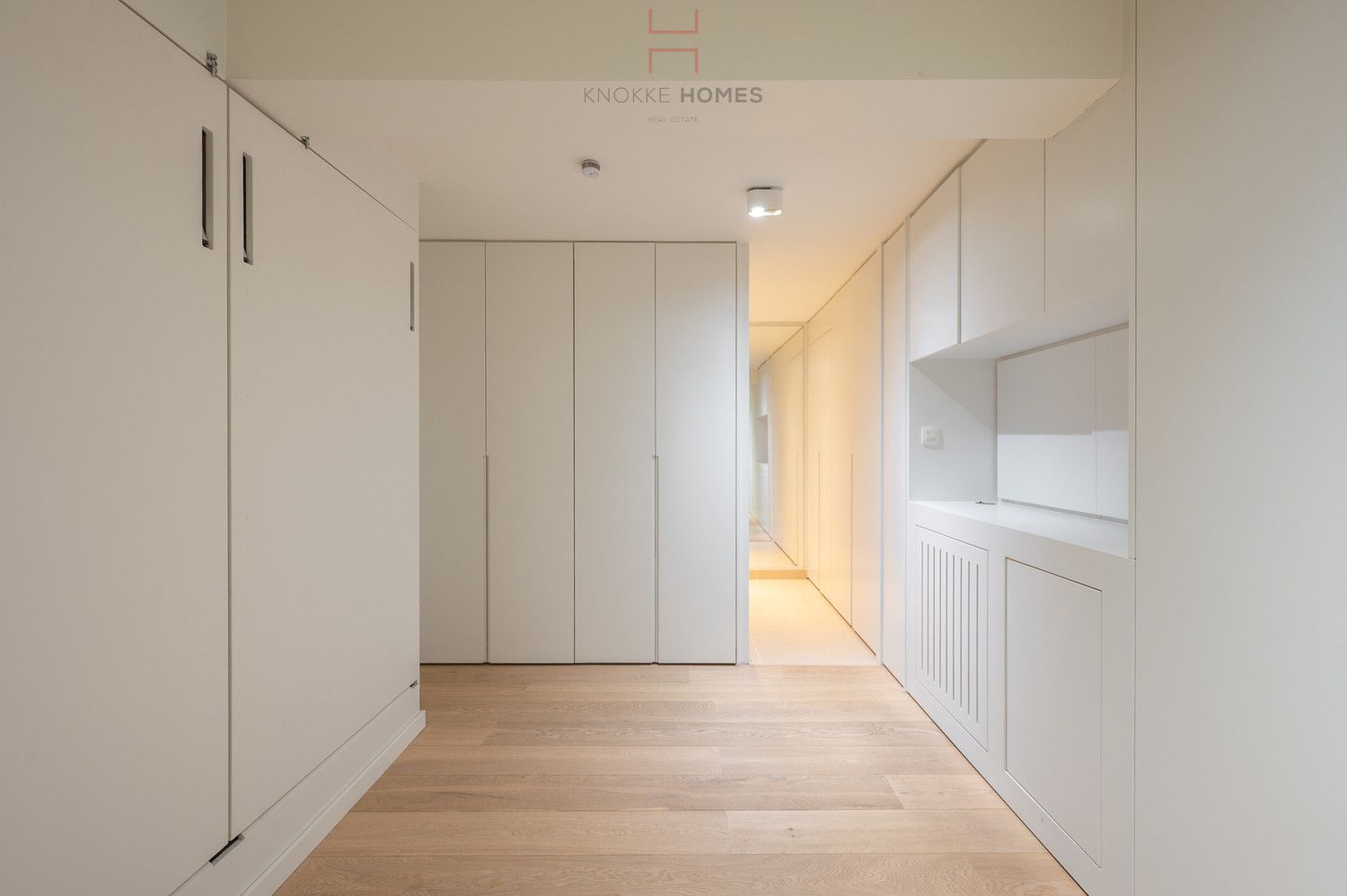 Breed appartement met fenomenaal zicht over het Albertstrand in Duinbergen foto 11