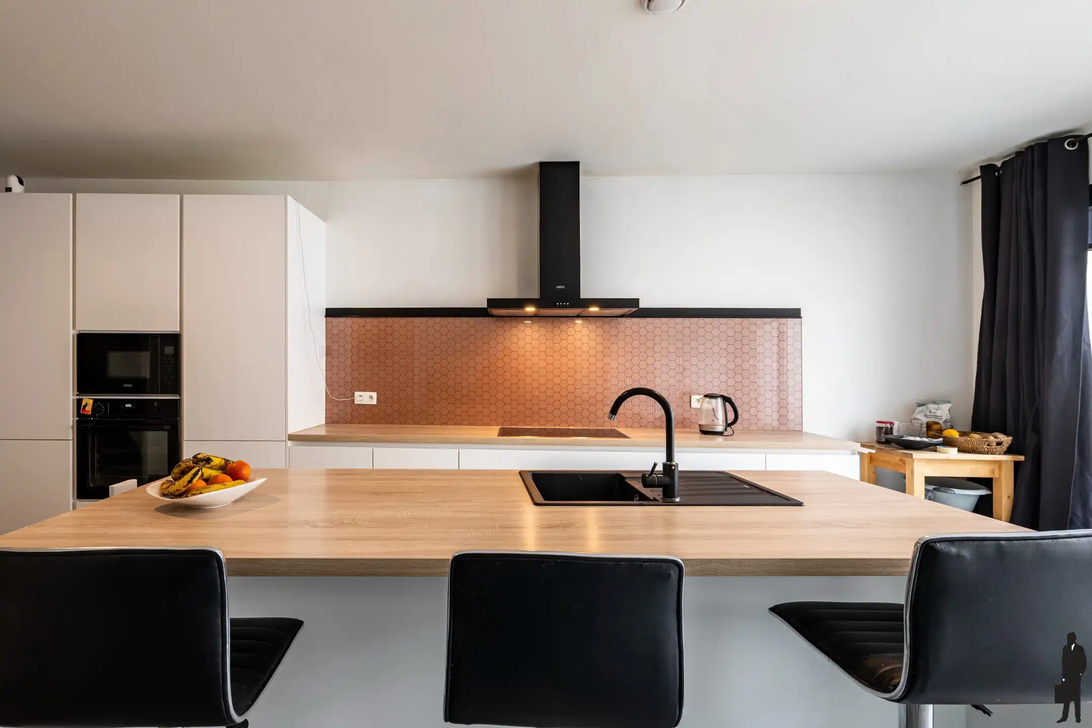 Energiezuinige stadswoning met 4-5 slpks & ZW-tuin foto 5