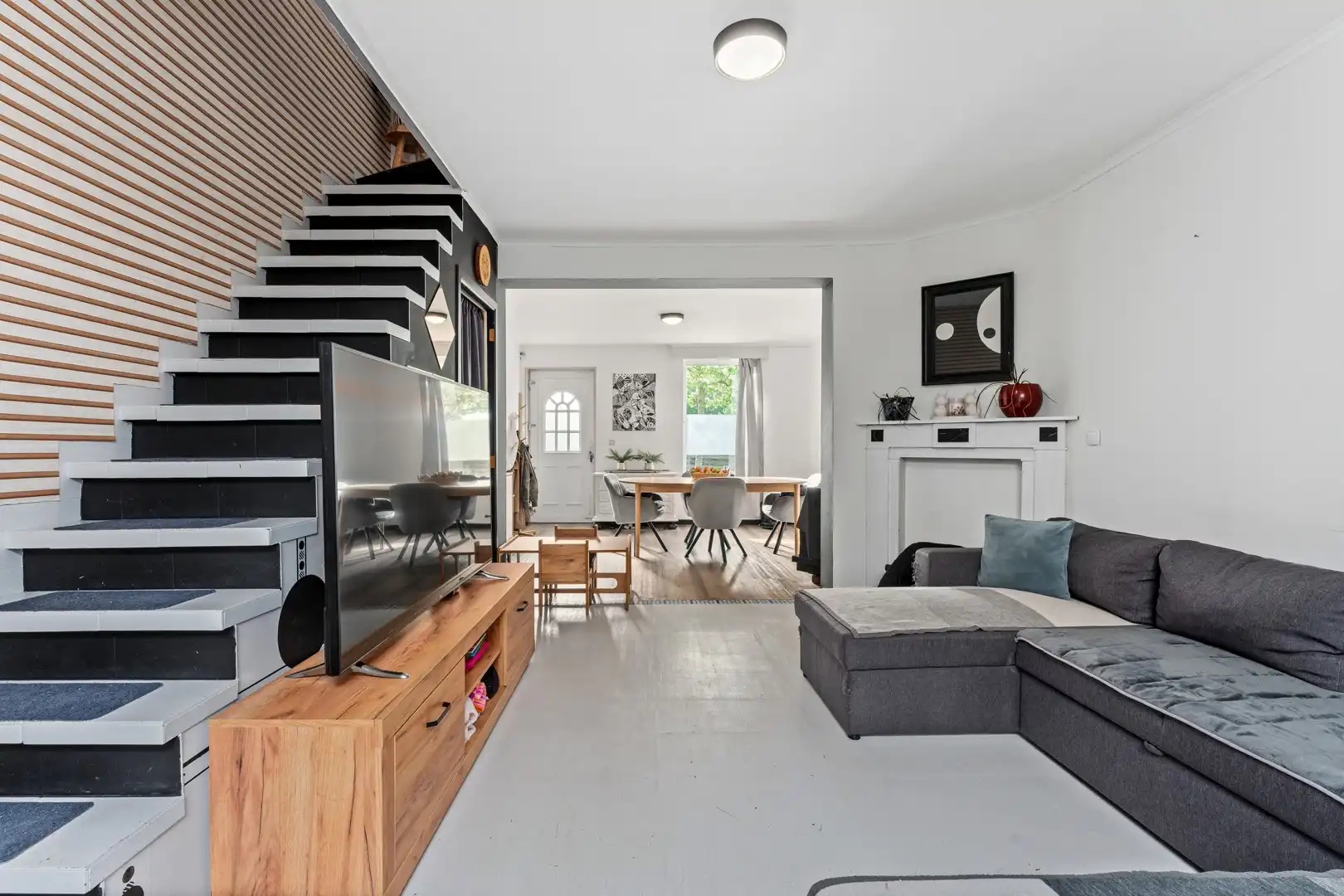 Charmante gerenoveerde woning met tuin, zonder renovatieverplichting en asbestveilig! foto 5