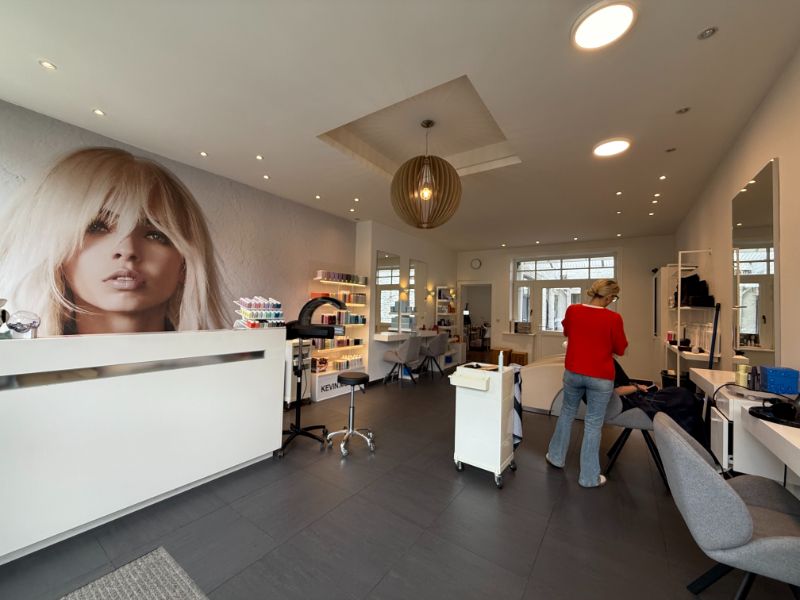 Lichtrijke handelsruimte met zicht op park – Miljoenenkwartier, Gent foto 4