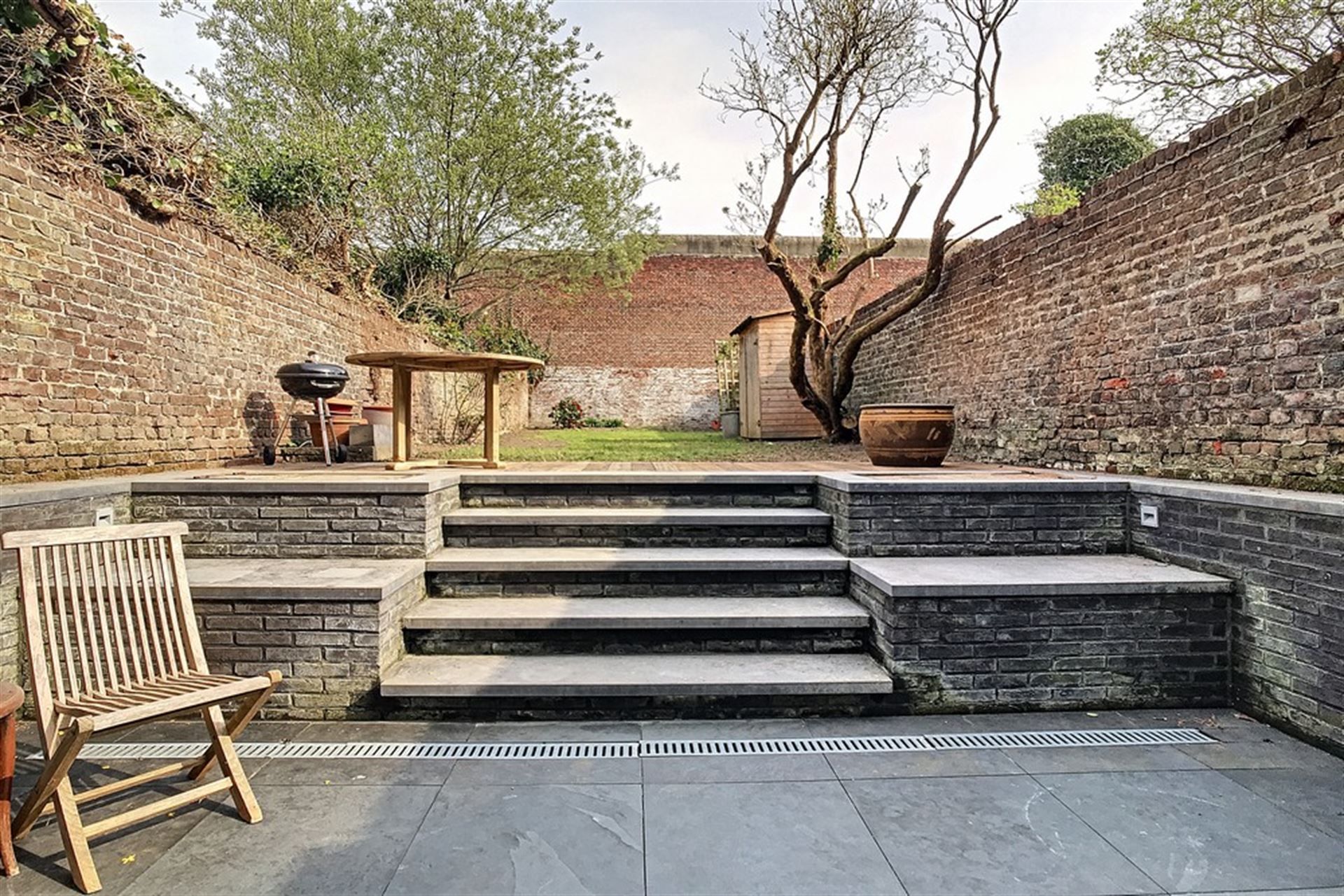 Prachtig gerenoveerde herenwoning foto 22