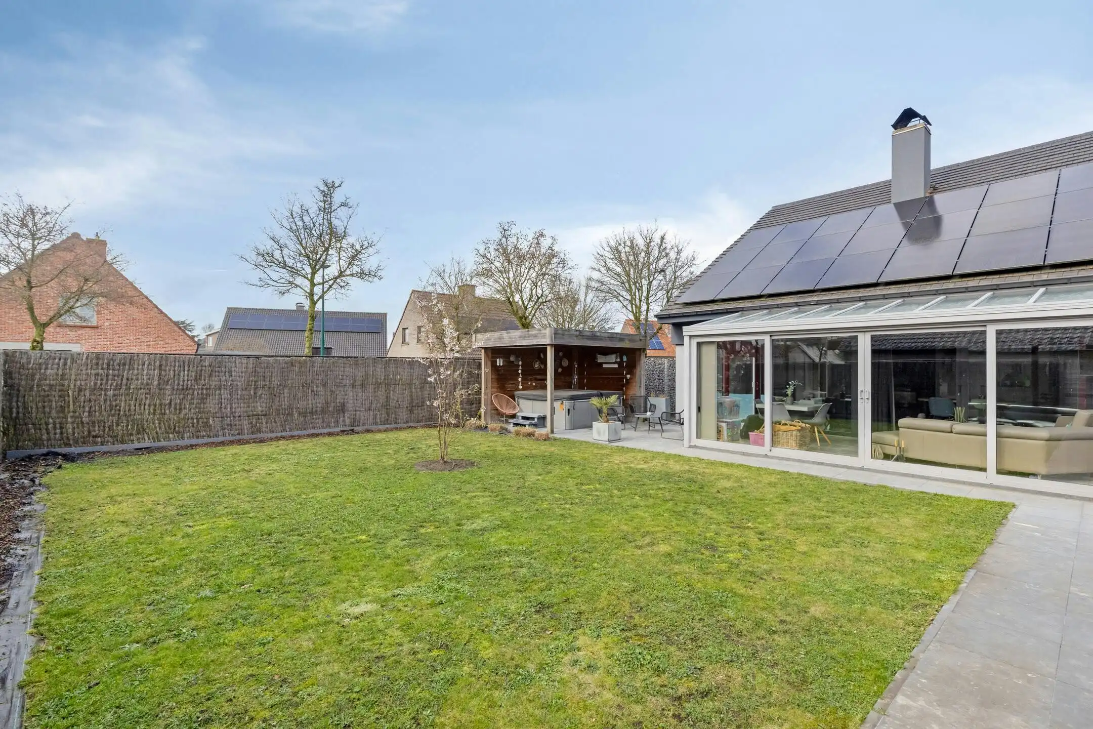Ruim huis met 3 slpk, zuidgerichte tuin en rustige ligging in Lievegem foto 35