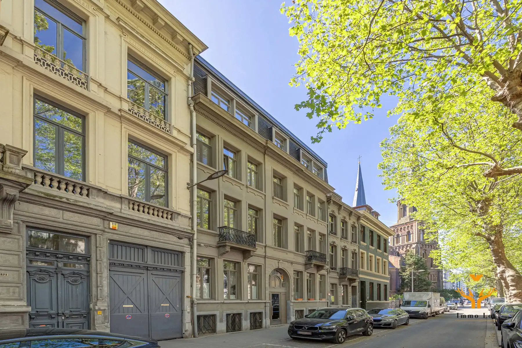 Gerenoveerd appartement met terras in hartje Antwerpen foto {{pictureIndex}}