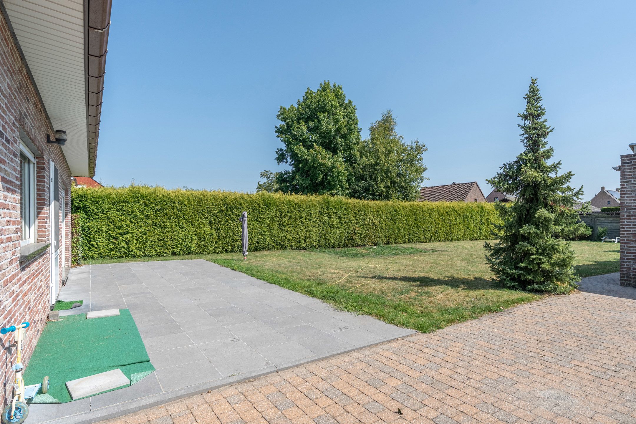 Vrijstaande woning met 3 slpk , garage en tuin te Beerse. foto 16