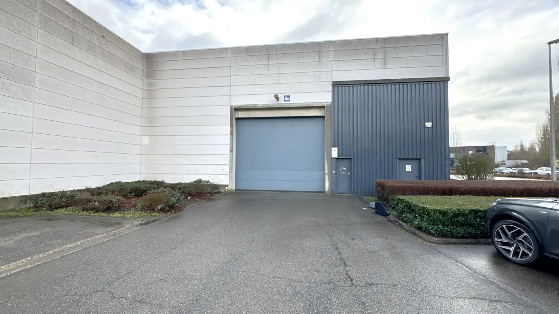 Magazijn met bureel te huur te Kontich foto 10