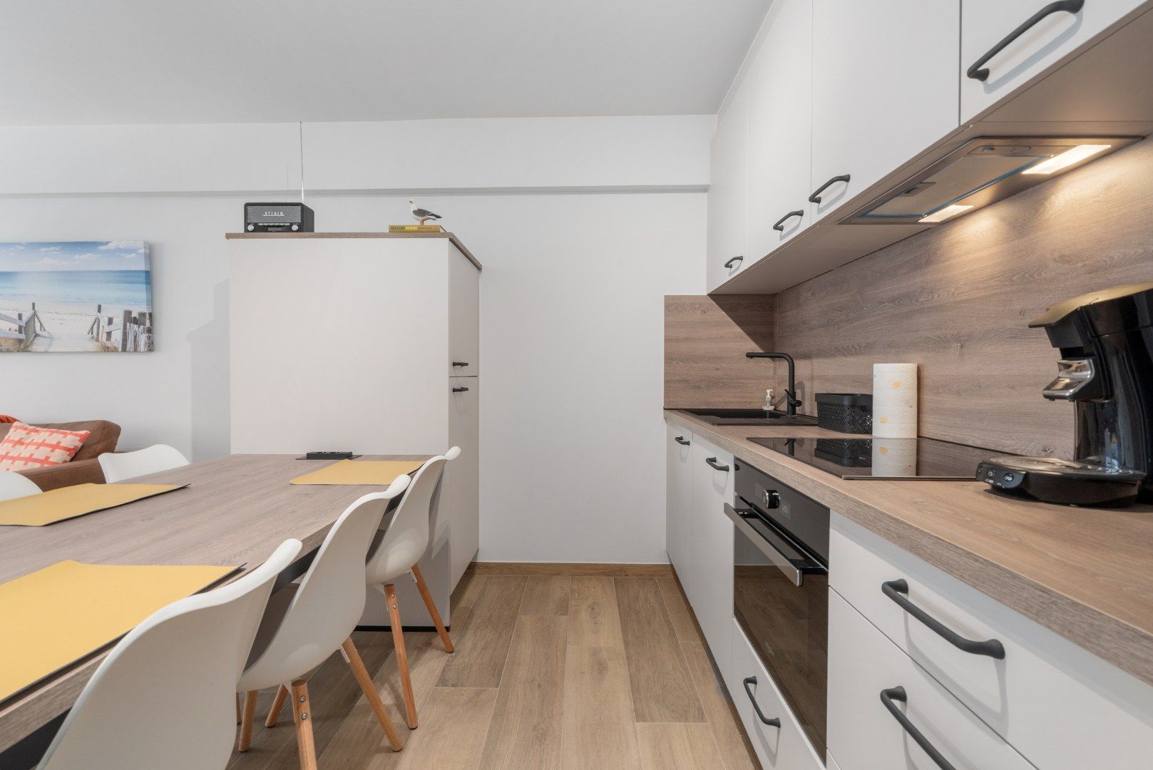 Instapklaar 1-slaapkamerappartement te koop in Oostende – centraal gelegen en gerenoveerd foto 6