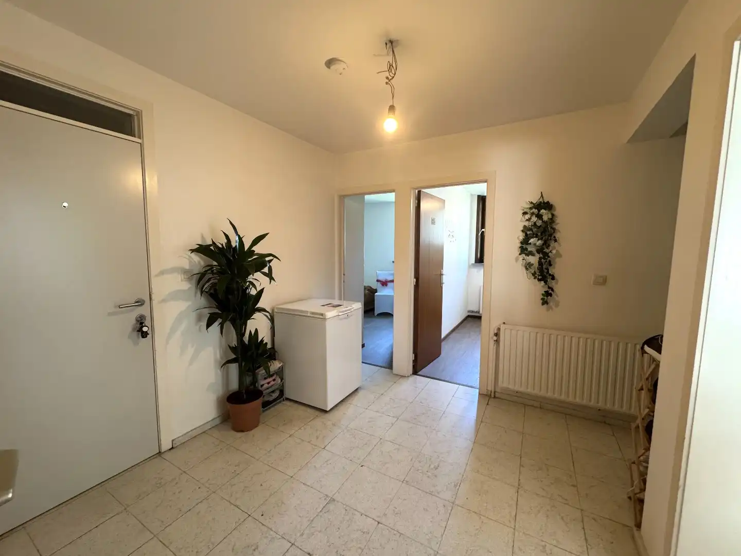 APPARTEMENT MET 3 SLPKS - BADKAMER - ZONNIG TERRAS foto 9