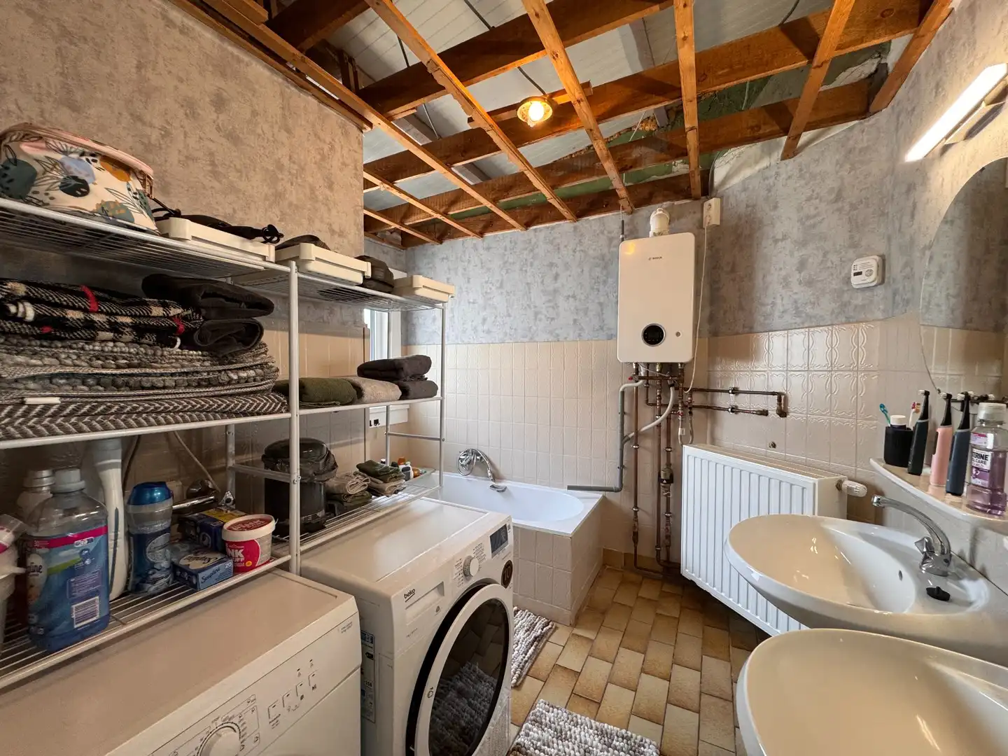 Instapklare gezinswoning met 4 slaapkamers foto 8