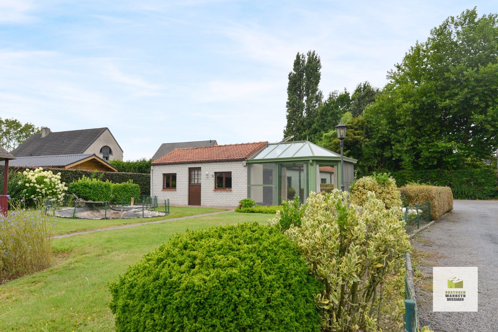 Compacte gelijkvloerse woning met 2 slaapkamers, garage en tuin op 1303m2 foto 4
