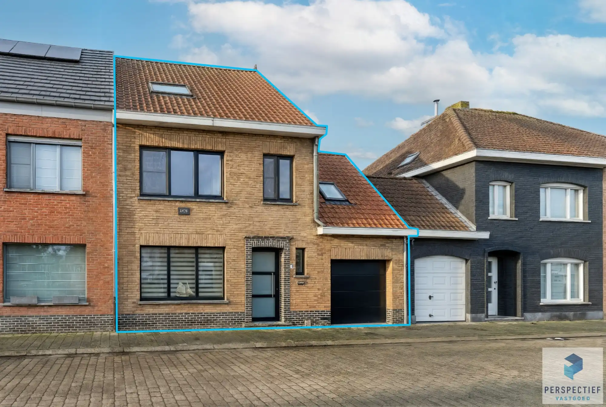 BEZOEKMOMENT ZATERDAG 28/02 VAN 10U TOT 12U | Ruime gerenoveerde woning met 4 slpk, grote tuin en garage foto 18