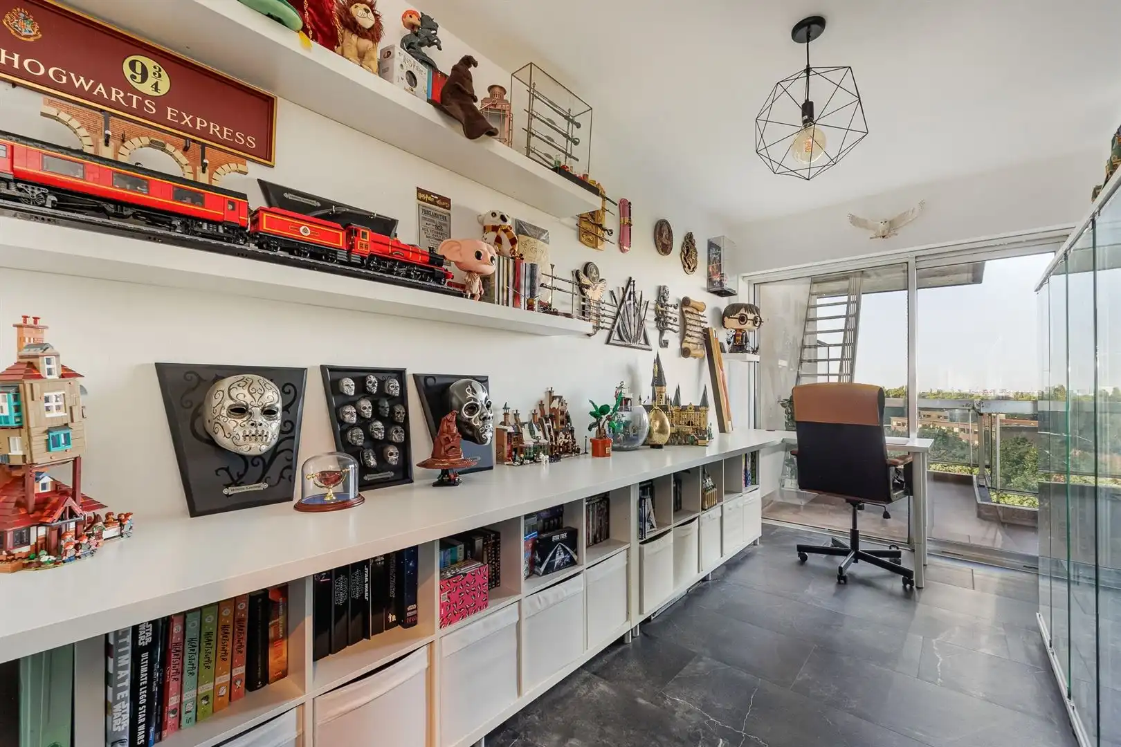 Lichtrijk appartement met panoramisch uitzicht en autostaanplaats foto 10
