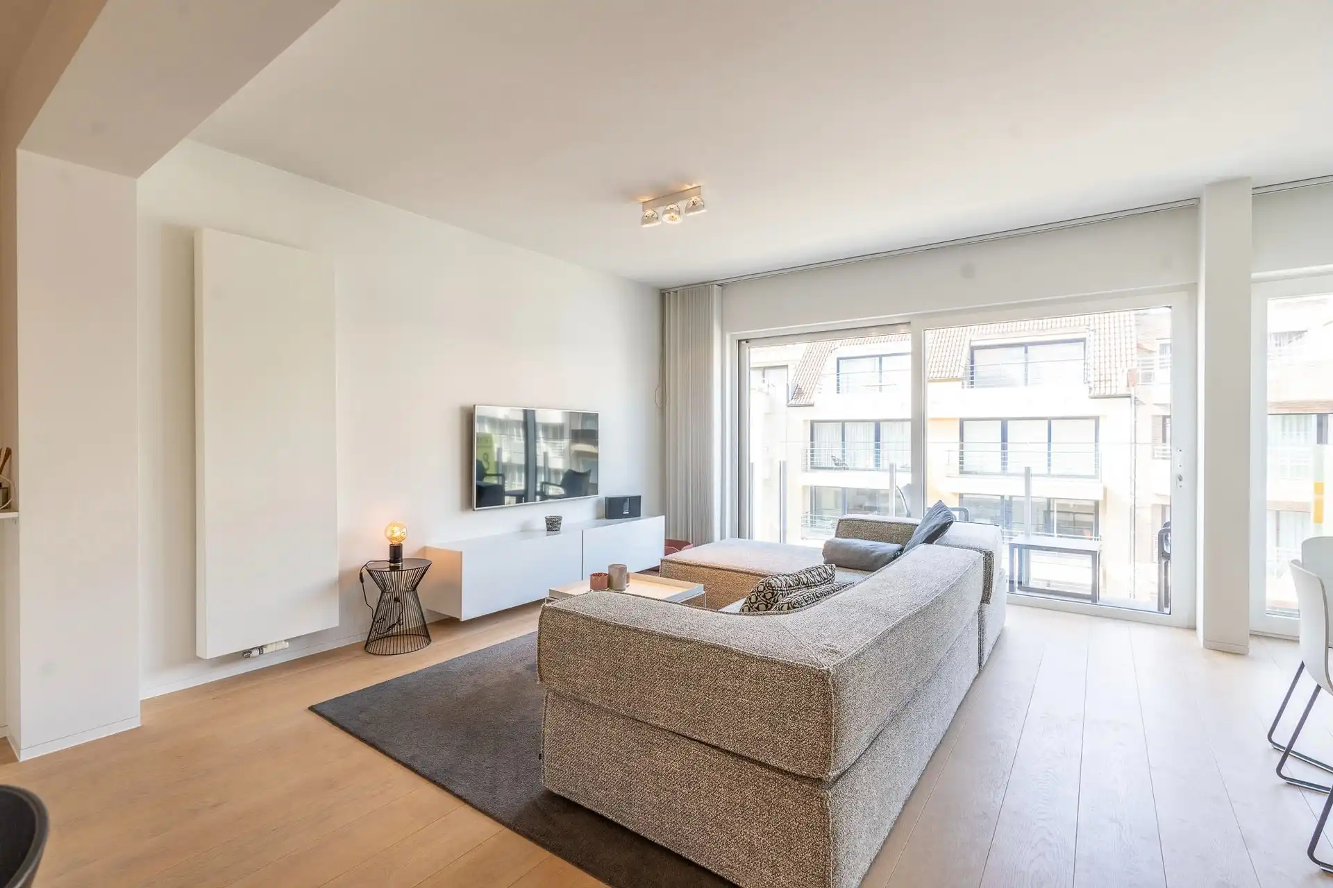 Prachtig lichtrijk appartement met 3 slaapkamers gelegen nabij het Rubensplein te Knokke foto 9