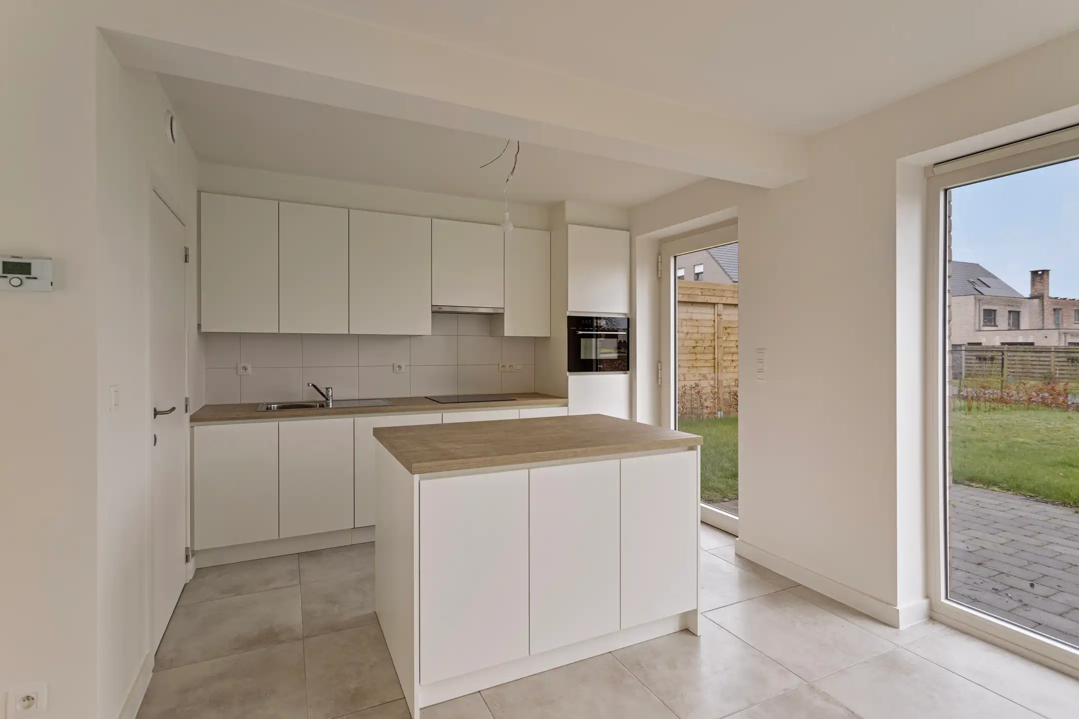 Nieuwbouw opbrengsteigendom te centrum Dessel foto 7