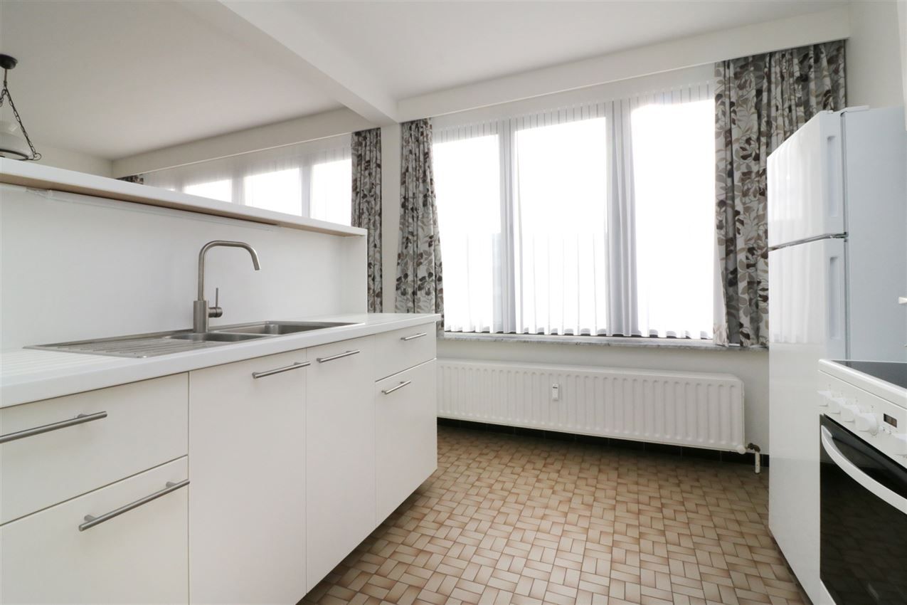 Centraal gelegen app met 2 slpk.en garagebox foto 32