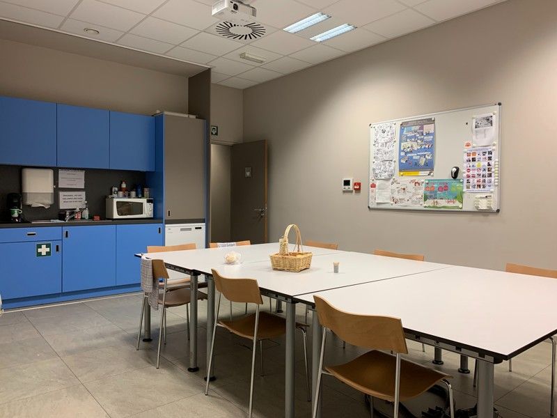 Instapklaar handelsgelijkvloers Te Huur en Te Koop foto 19