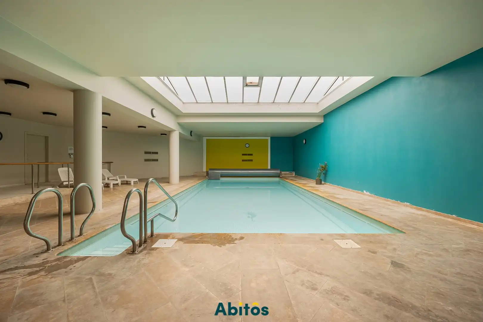 Appartement met hotelfaciliteiten en zwembad in Residentie Mayflower foto 10