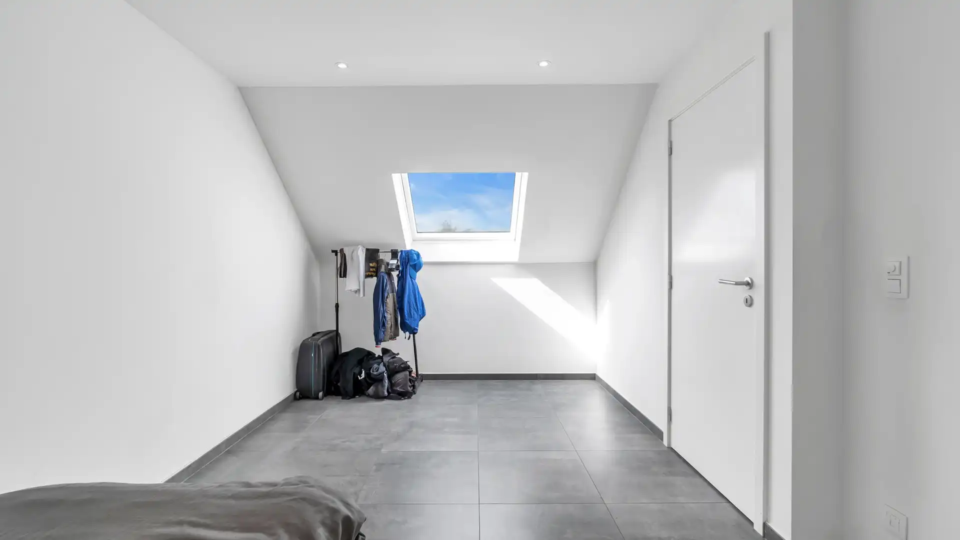 MODERN, ENERGIEZUINIG DUPLEX APPARTEMENT MET 4 SLAAPKAMERS IN MAASMECHELEN foto 16