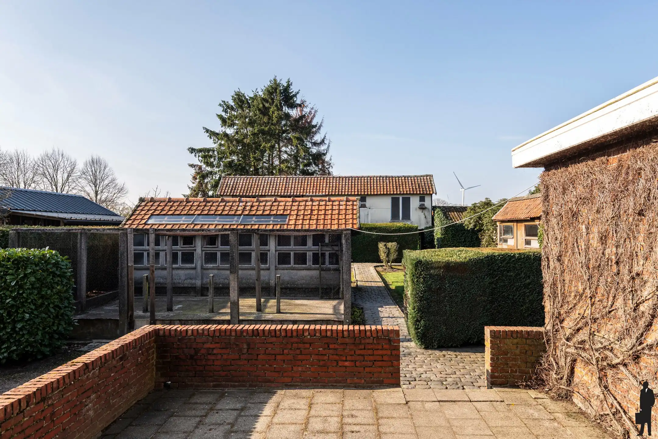 Charmante woning op ruim perceel van 1.400m² met weidezicht foto 22