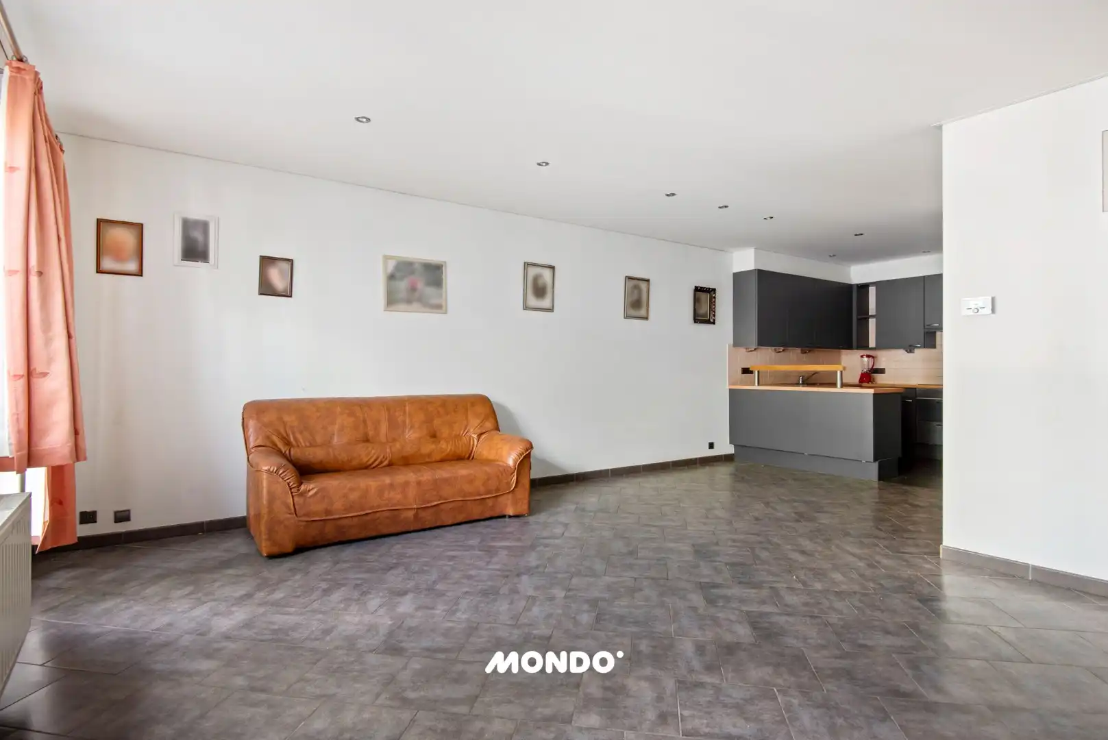 Gelijkvloers appartement met staanplaats en kelderberging! foto 5