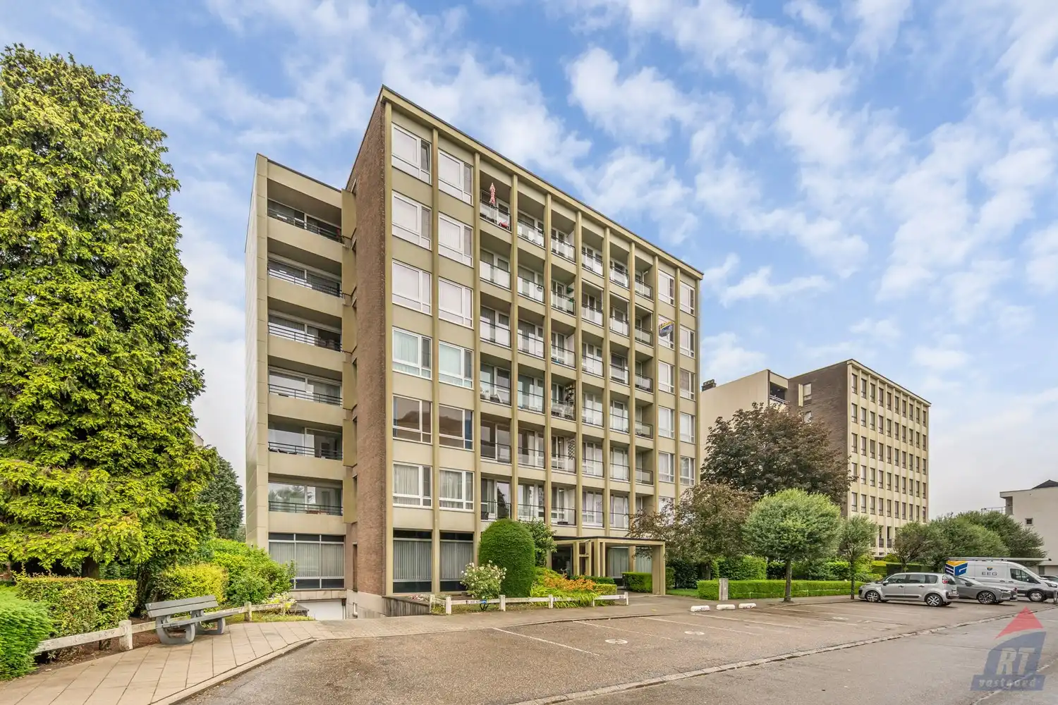 Te moderniseren, gunstig gelegen appartement met 2 slaapkamers en autostaanplaats foto 18