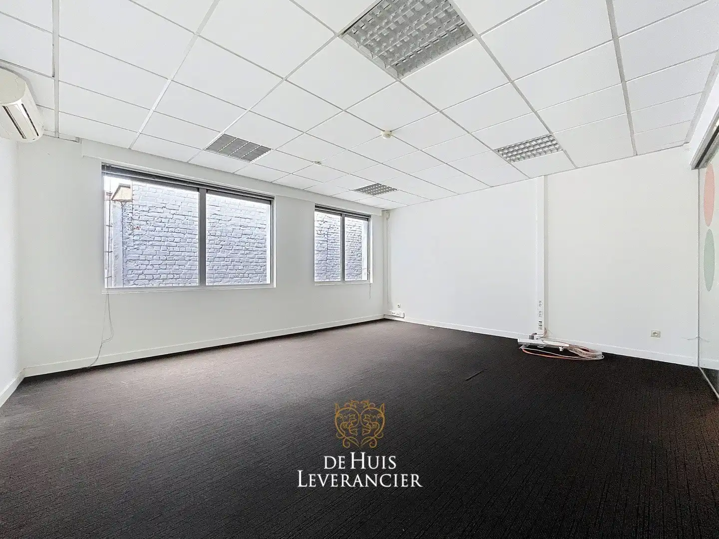 Kantoor op topligging met bovenliggend duplex-appartement (aparte ingang) foto 17