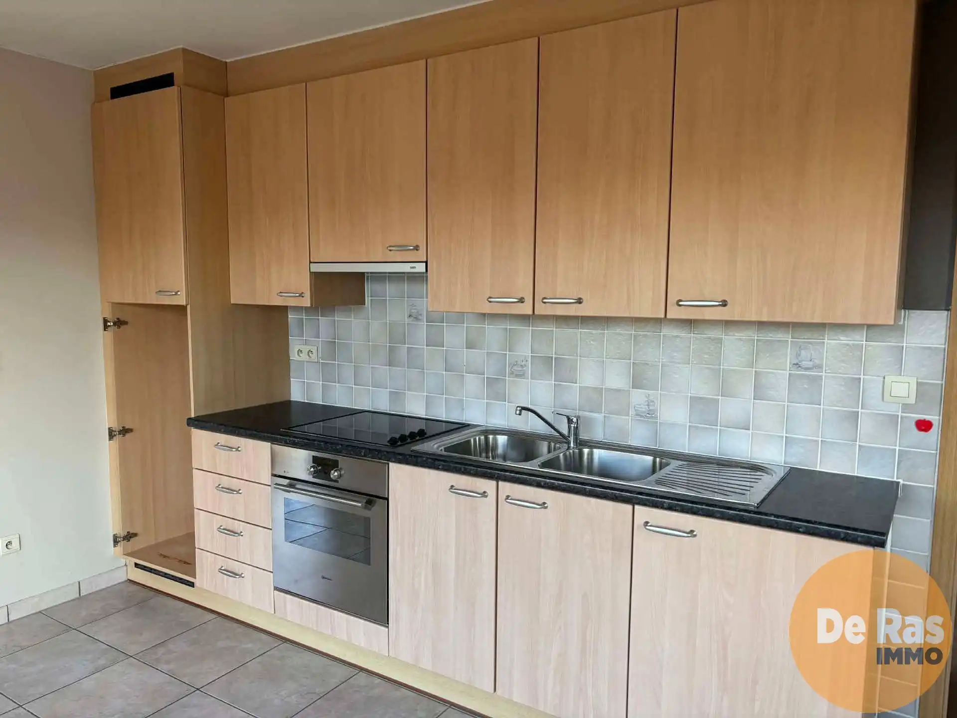 KALKEN - Ruim appartement met garage foto 7