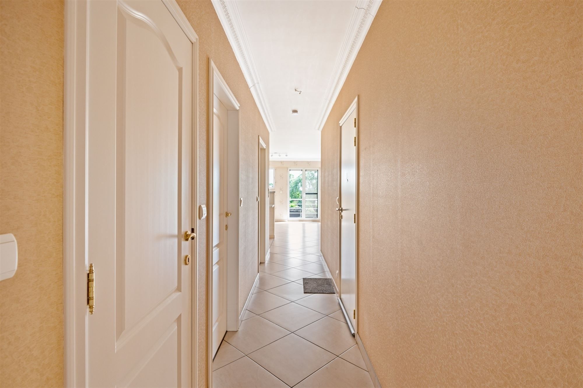 Recent, perfect instapklaar appartement te Putte foto 5