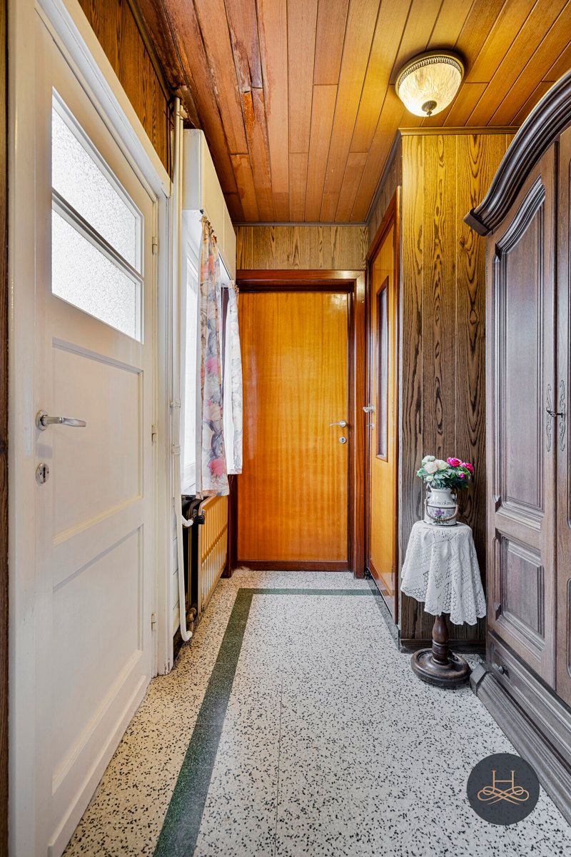 Vrijstaande, goed onderhouden woning in rustig straatje foto 9