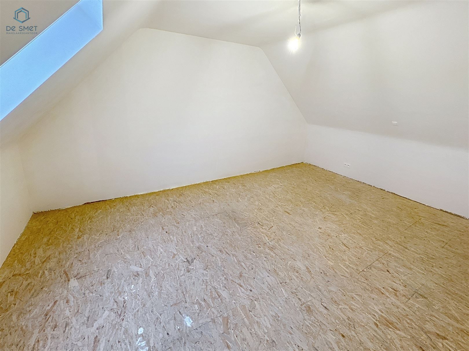 Rustig gelegen, energiezuinige nieuwbouwwoning met 4 slaapkamers en tuin foto 22