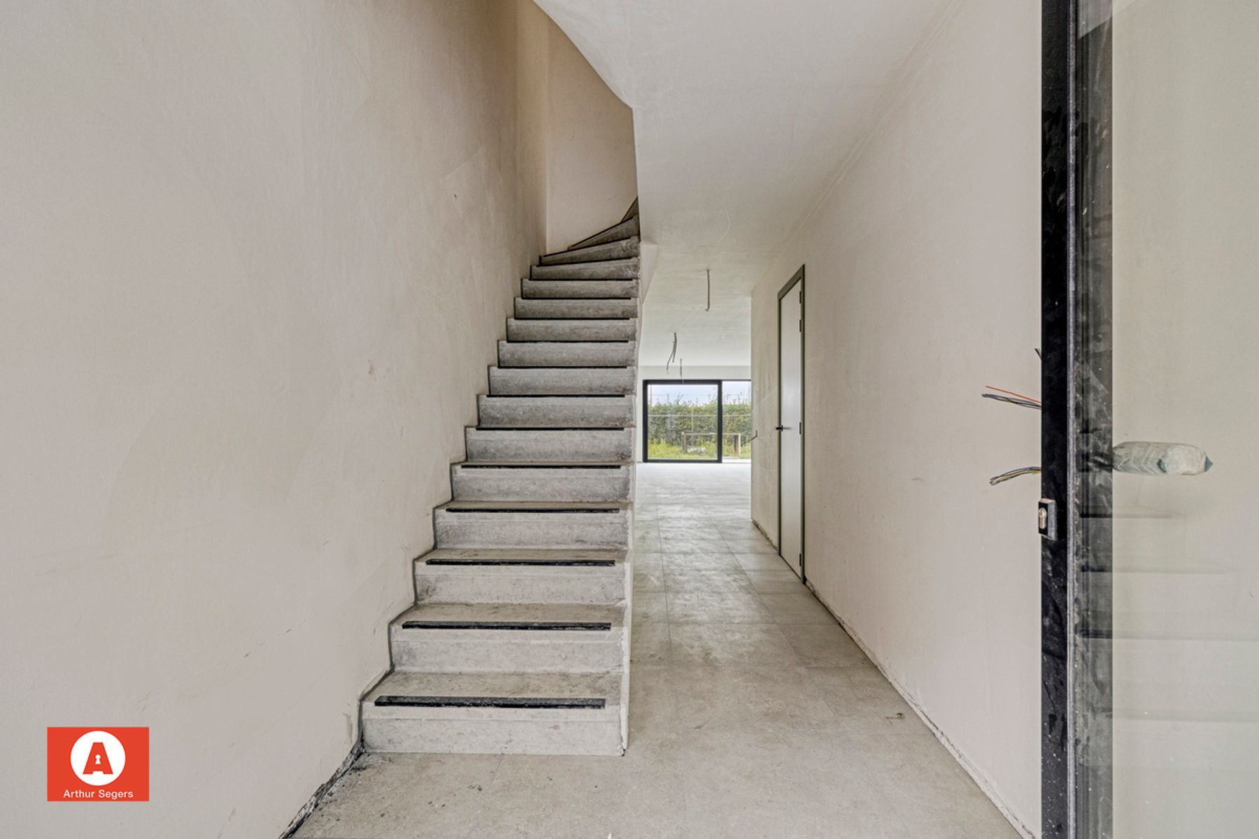 Energiezuinige nieuwbouwwoning met garage foto 2