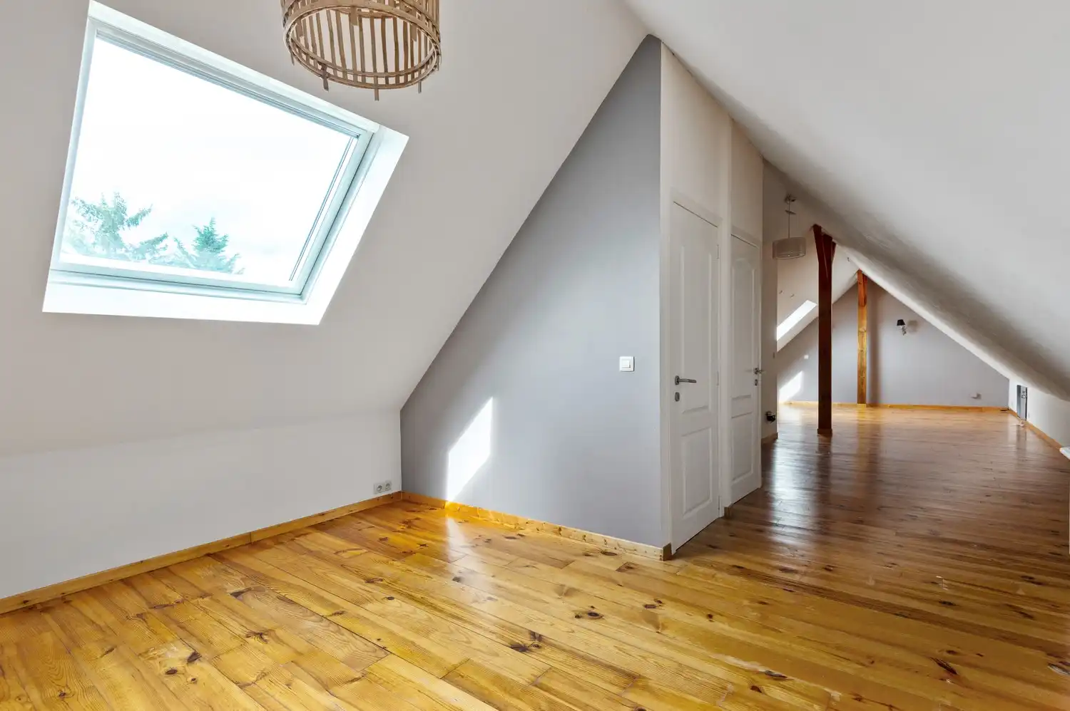 Riant duplex-appartement met 3 ruime slaapkamers en zolder te Schilde! foto 13