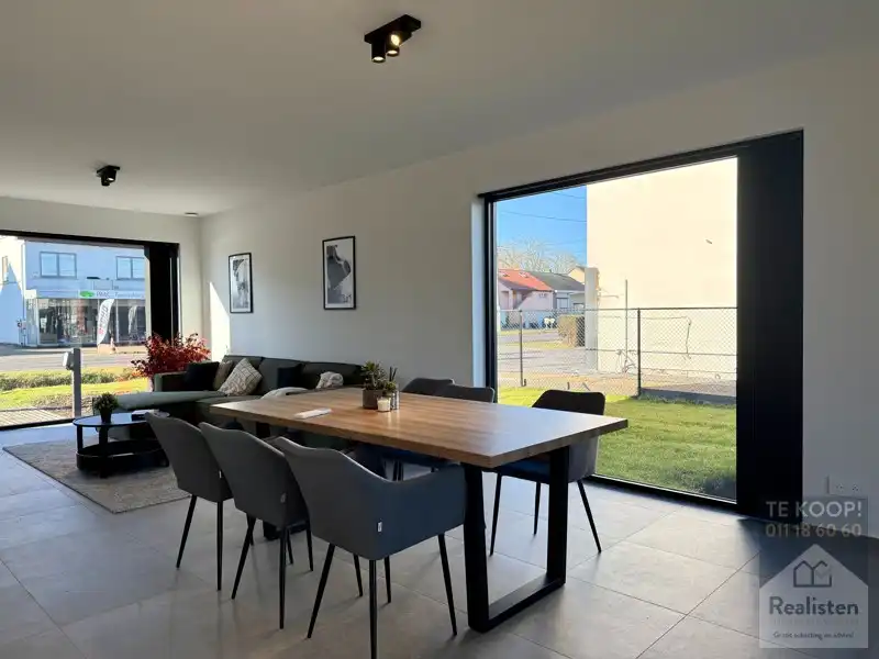 Instapklare nieuwbouwwoning - OB met garage foto 19