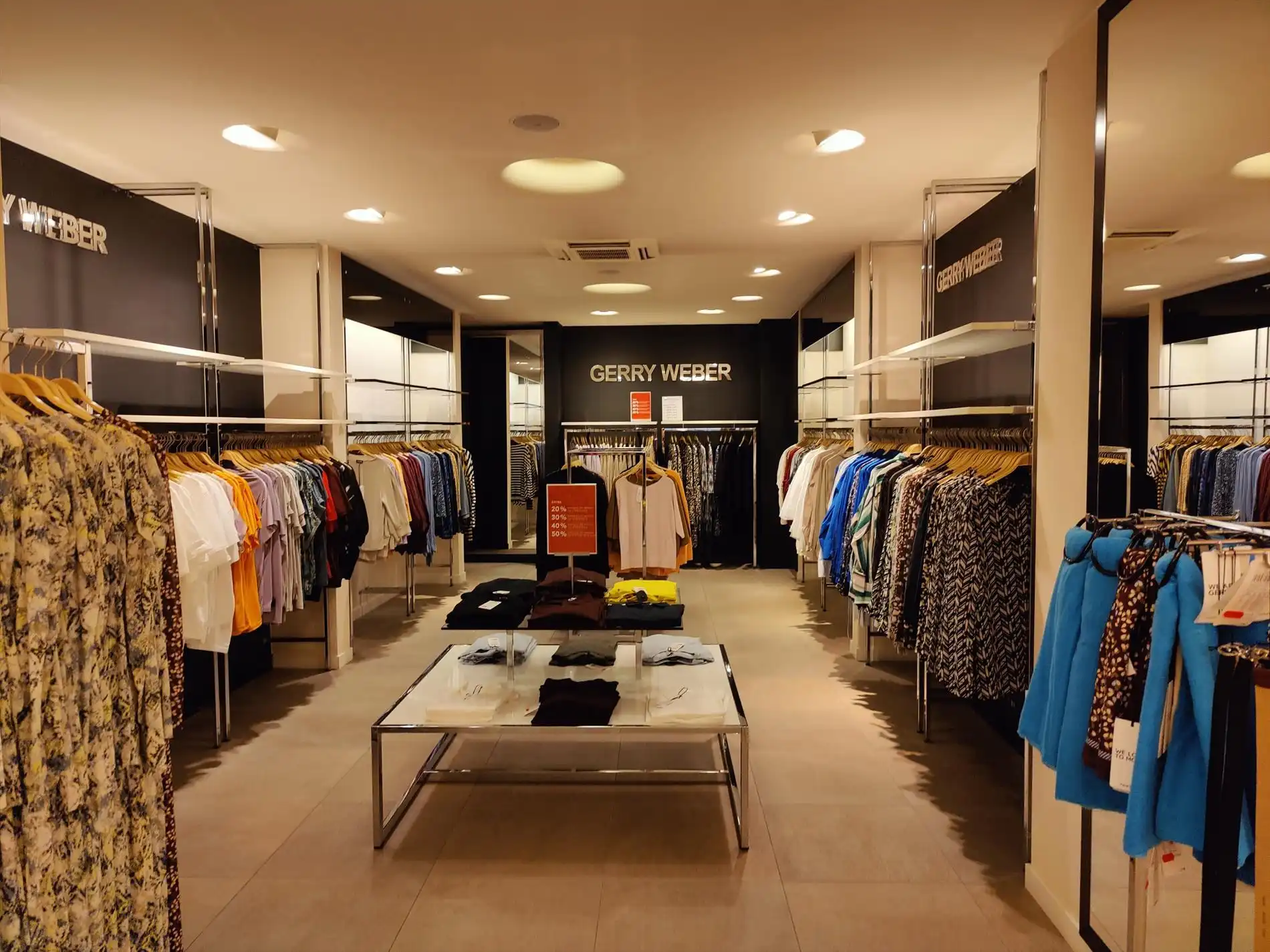 Handelspand in het centrum van Mol ! foto 9