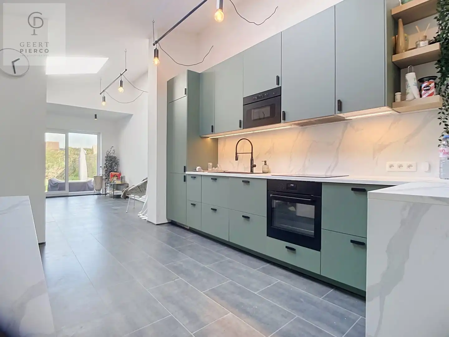 Charmante woning met drie slaapkamers, kelder en tuin op rustige ligging in Landen foto 5