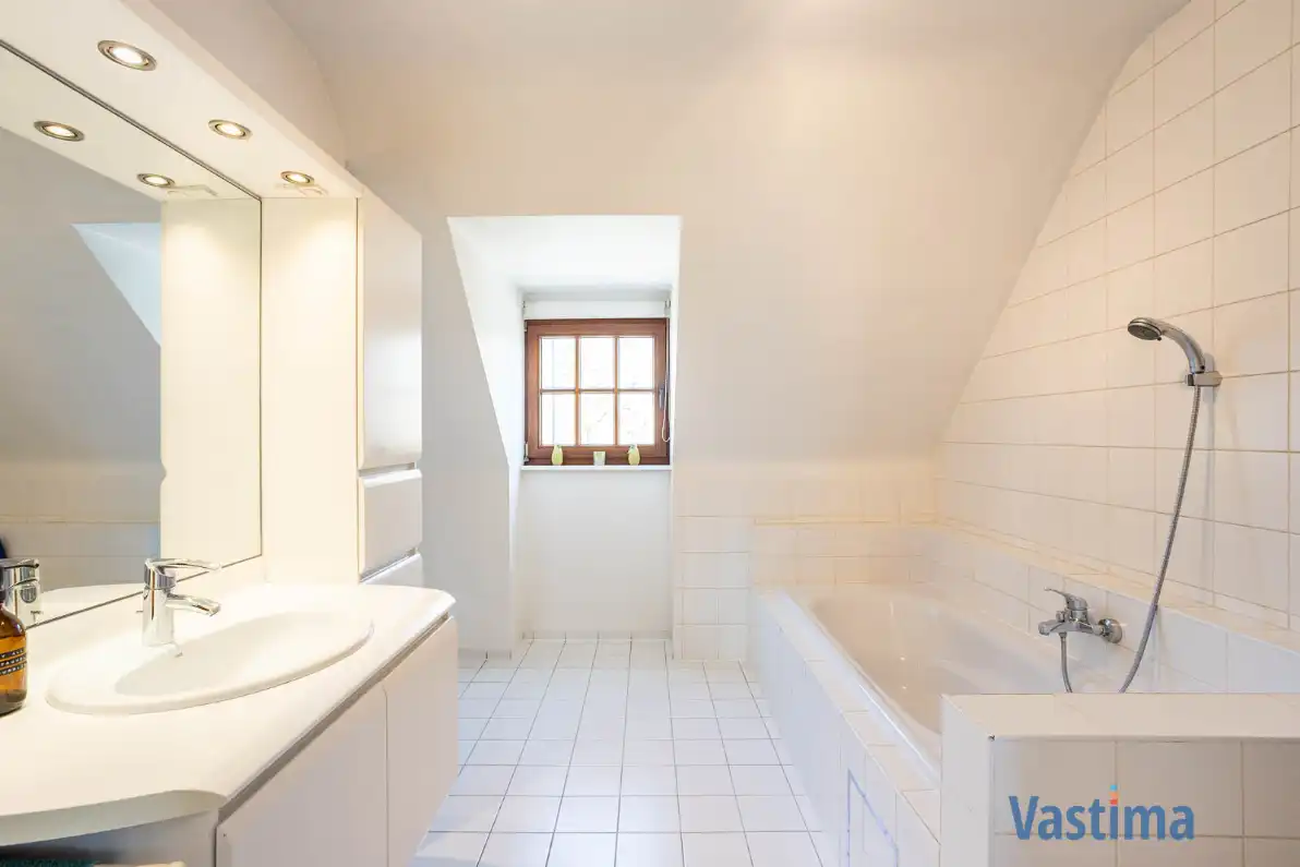 Instapklare gezinswoning met zonnige tuin, garage en topligging nabij centrum Aalst foto 20