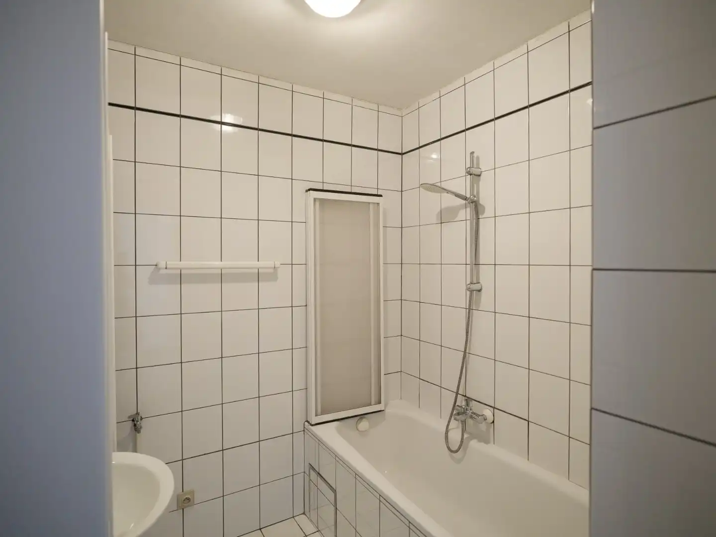 Ruim appartement met terras, garage en 2 slaapkamers in Drongen foto 12