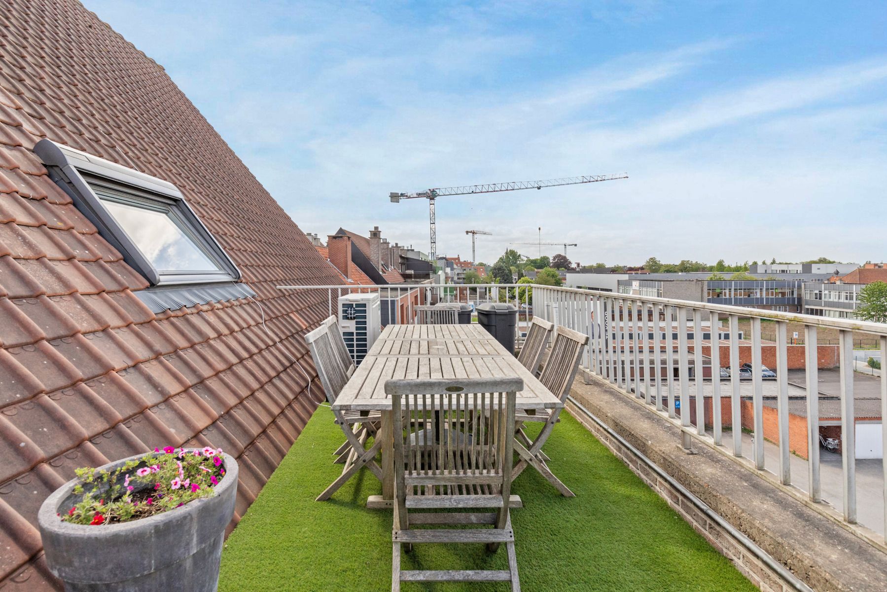 Energiezuinige loft met zonnig terras (35 m²) in het centrum foto 10