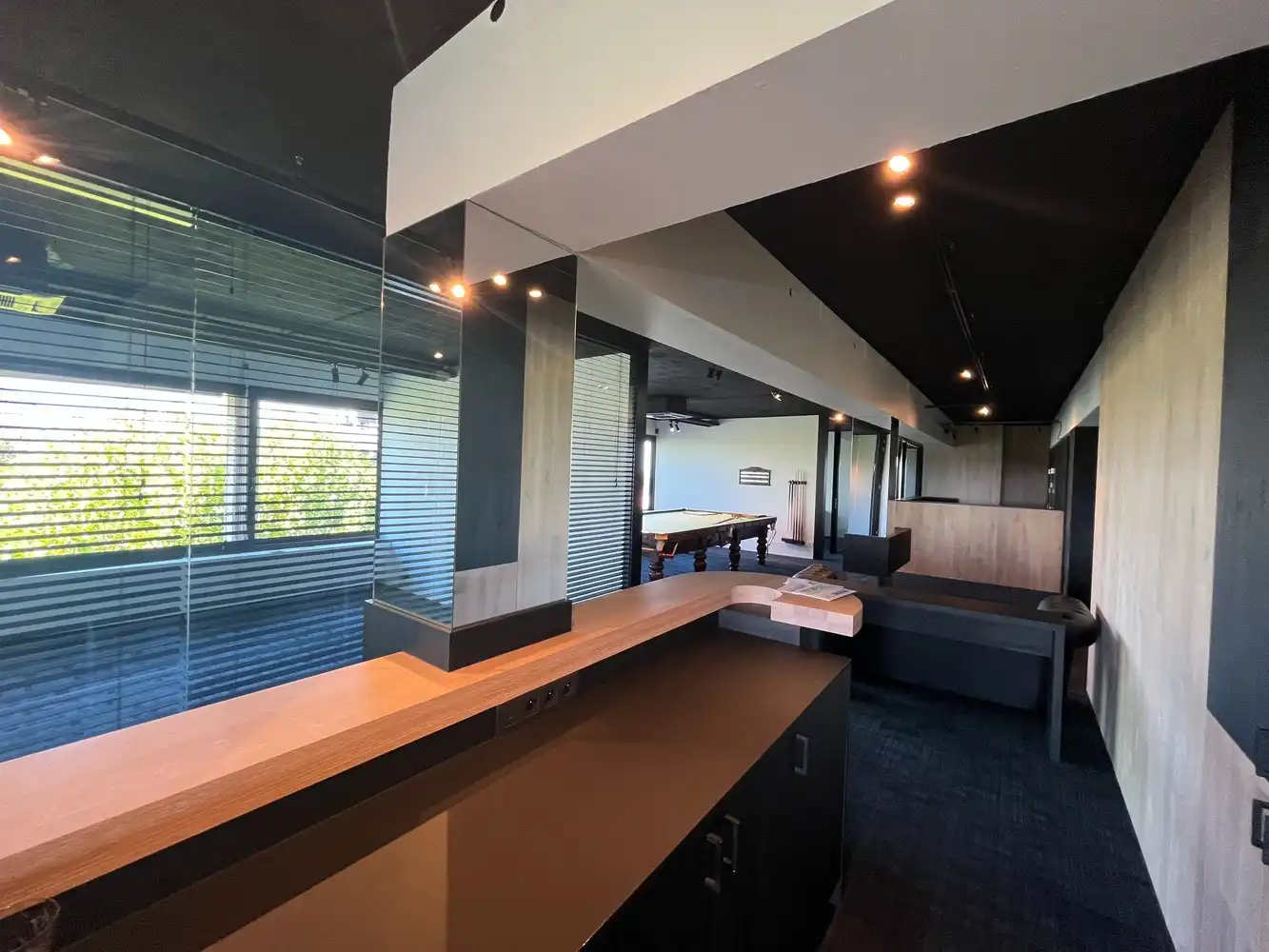 Kantoorruimte met uitstraling in hartje Hasselt – 412 m² op toplocatie foto 3