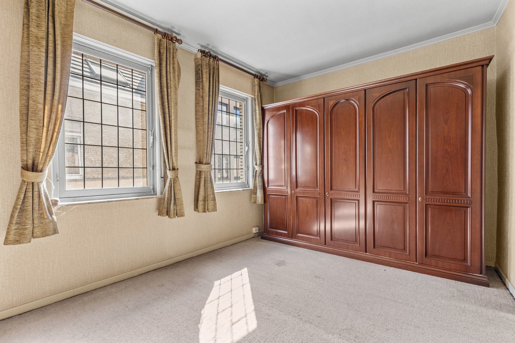 Handelshuis in dé winkelstraat van Wetteren! foto 12